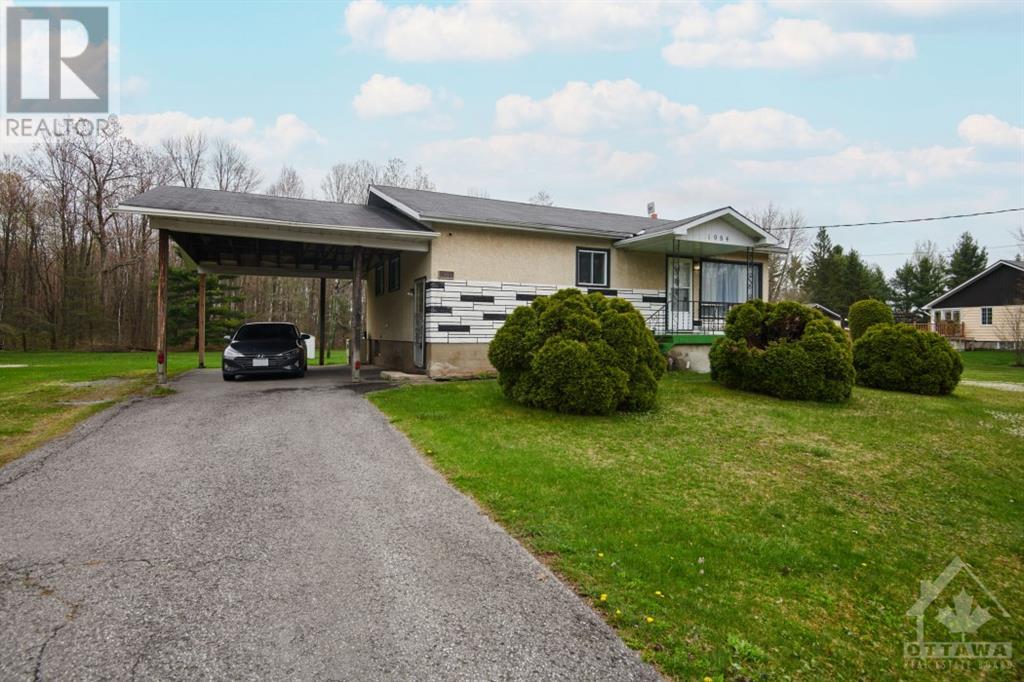 <h3>$659,900</h3><p>1984 Forced Road, Ottawa, Ontario</p>